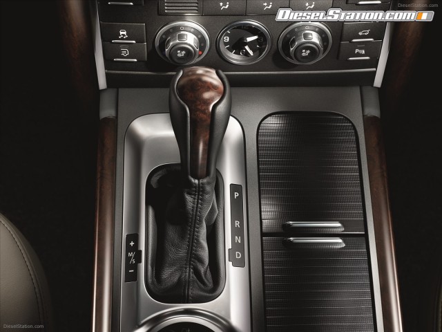 Land Rover Rover Vogue 2012 Picture #1 Land Rover Rover Vogue 2012 Picture #1